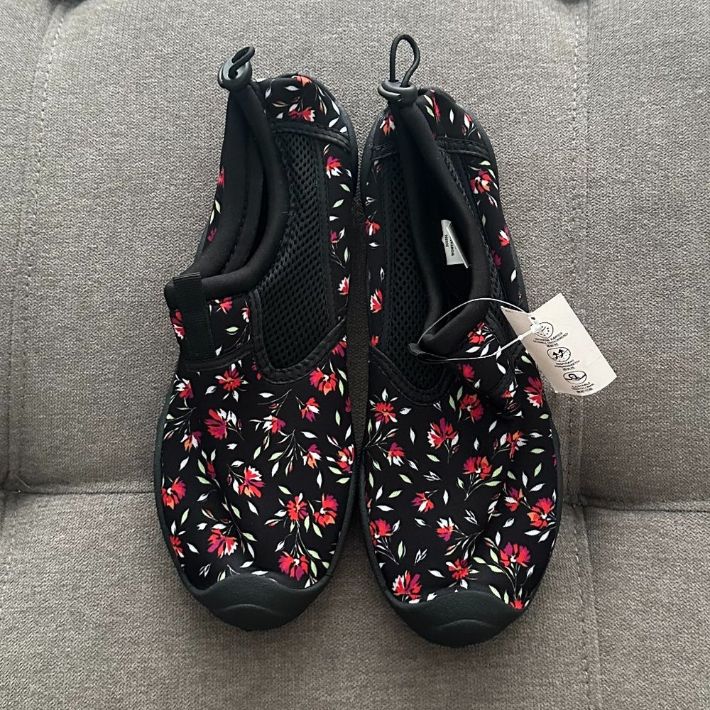Lands' End Slip on Water